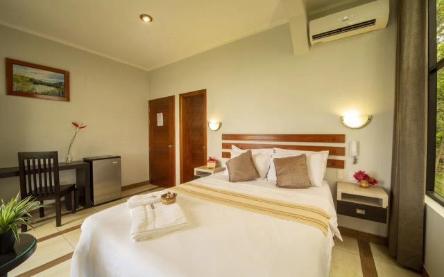 SUMAJ Casa Hotel