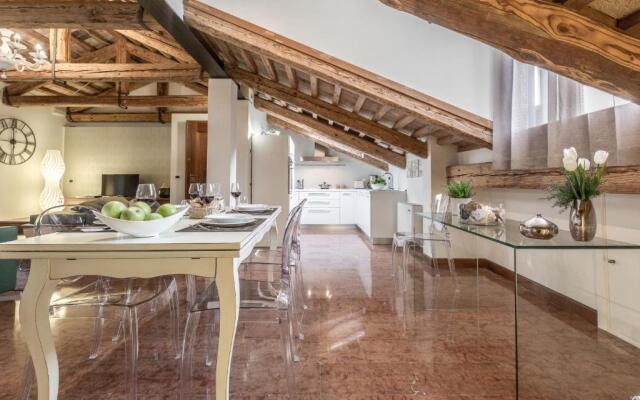 Ca' Del Monastero 7 Collection Bright Apartment With Terrace
