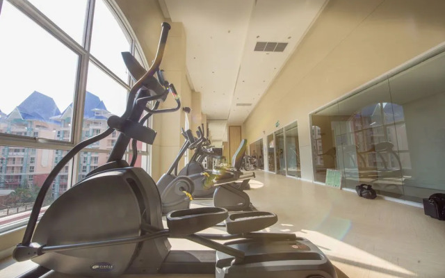 Grande Caribbean Condotel by Narintorn