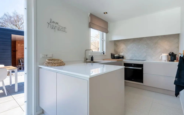 Holiday Home in Oostkapelle With Garden