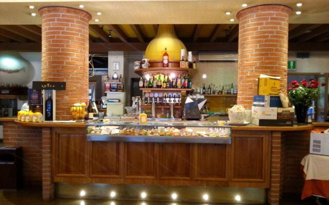 Hotel Residence Ristorante Ramandolo