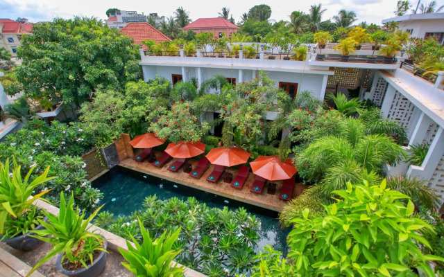The Moon Residence & Spa