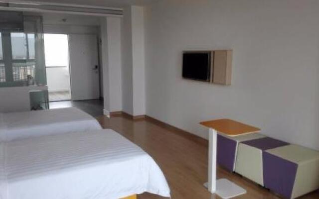 7 Days Inn Xuzhou Suining Kairui International City Branch