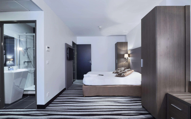 Hôtel Kyriad Saint Quentin en Yvelines - Montigny