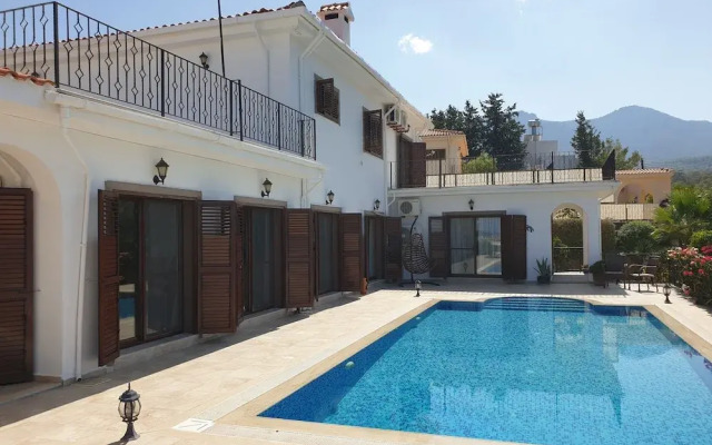 Tranquility is a Four Bedroom Villa in Girne
