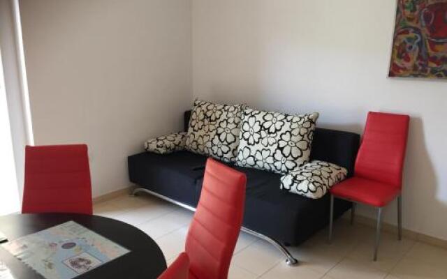 Petros Apartments Pag