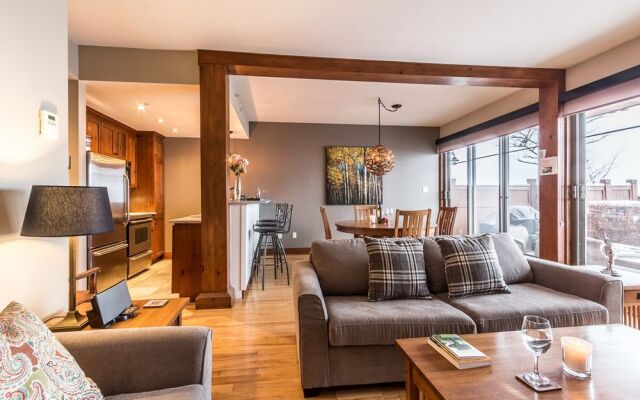L'Altitude - Tremblant Sunstar