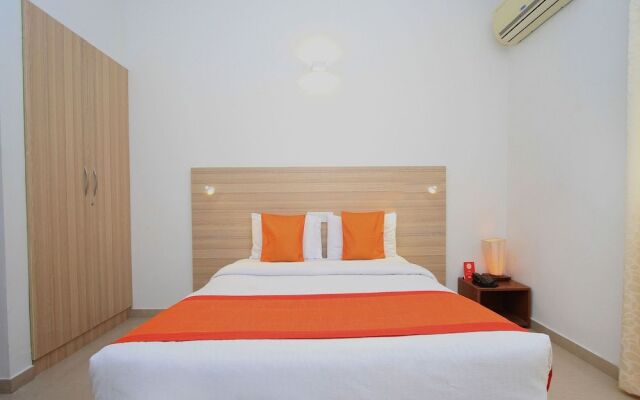 OYO Flagship 16476 Elements mall