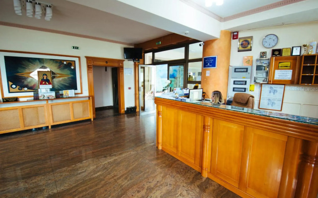 Hotel Kristal Palas