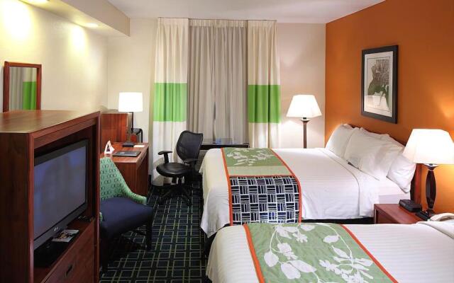 Fairfield Inn & Suites by Marriott San Francisco San Carlos