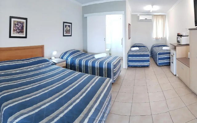 Tropic Coast Motel