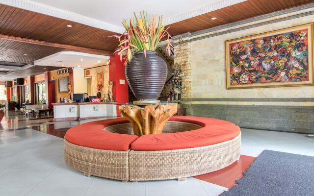 Super OYO Townhouse Oak Maxi Hotel Legian