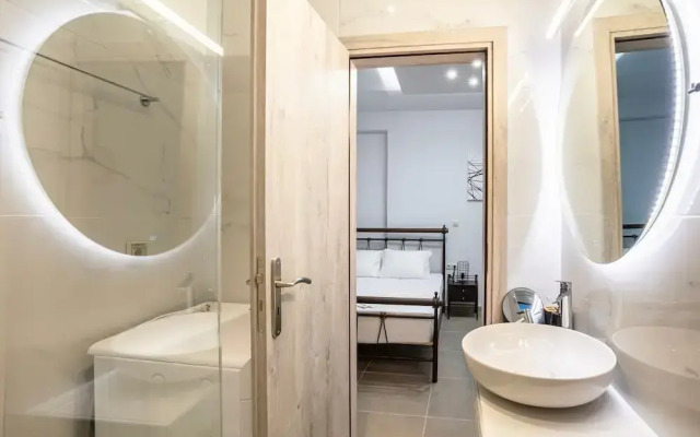 Filiatra Welcoming Hideaway - A Cozy Urban Escape