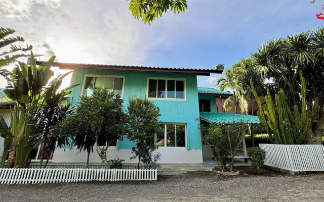 Baan Apa Erawan Resort