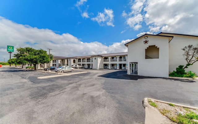 Quality Inn & Suites Junction