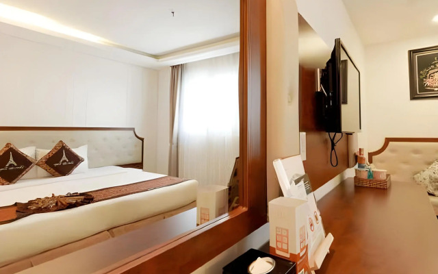 Paris Nha Trang Hotel & Apartment