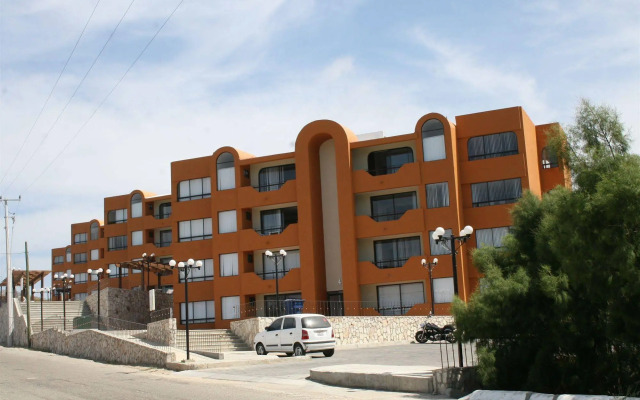 Sunrock Hotel and Suites