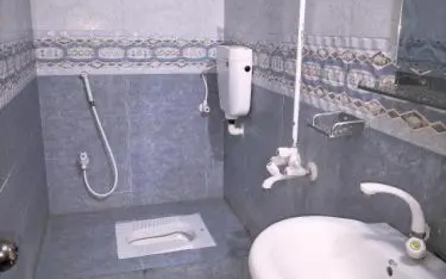 Karachi Motel
