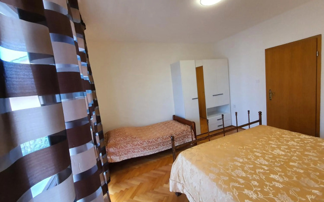 Apartments Luciana & Helena