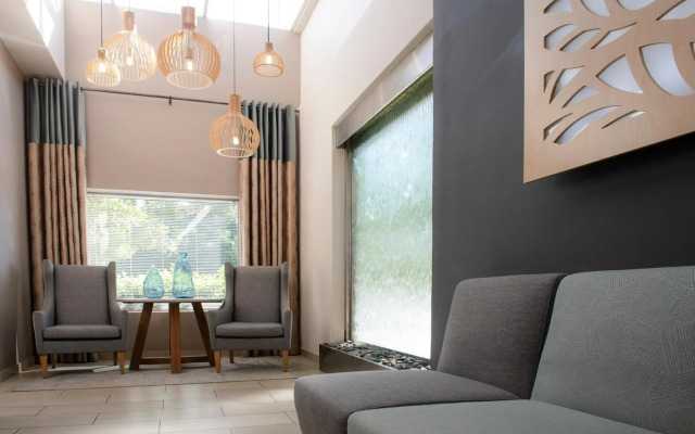 Palm Park Hotel