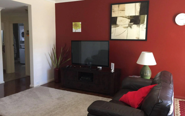 Cole House Apartments