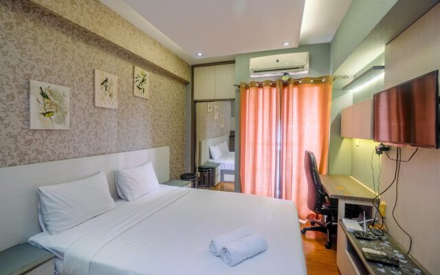 Cozy and Best Studio Room Serpong Greenview Apartment