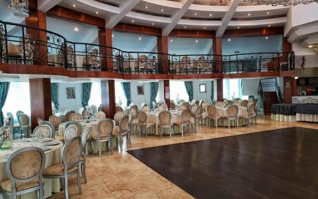 Steaua Apelor Family Resort
