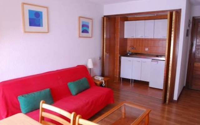 Apartamentos Pardinas 13