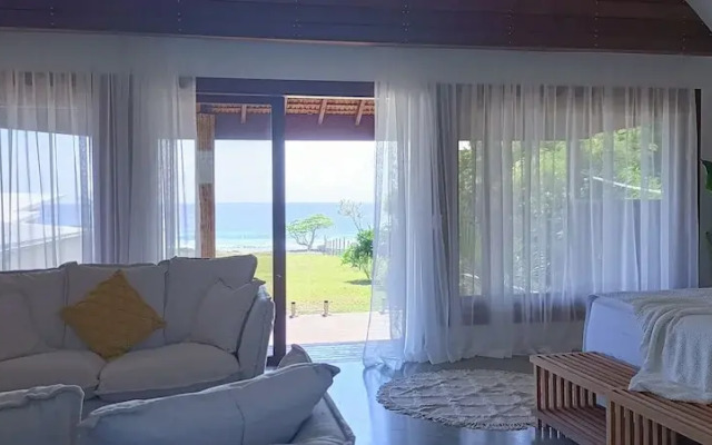 Bombua Beach House