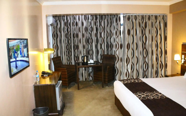 Airport Landing Hotel