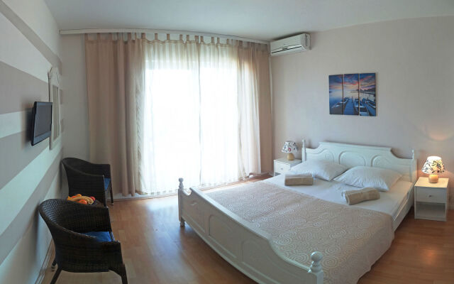 Guest house Revelin