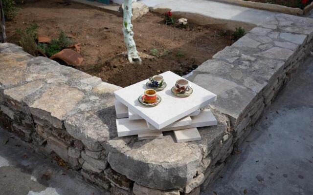 Iliopetra Studio