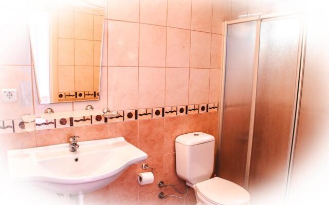 Maviev Otel