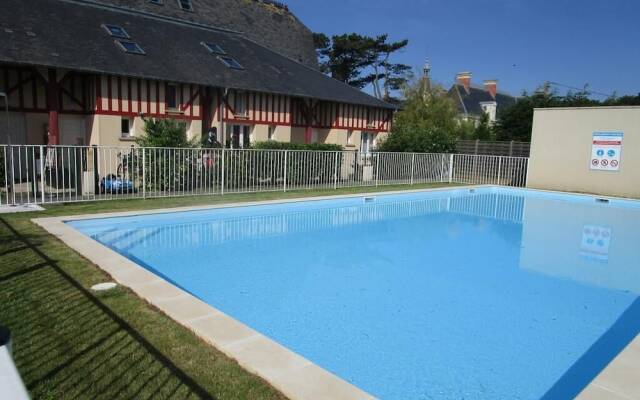 Appartement Lumineux avec Jardin Piscine