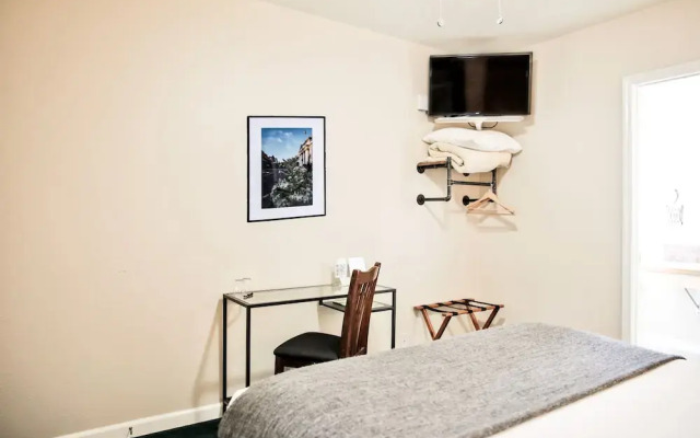 Sierra Mountain Inn