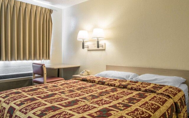 Rodeway Inn Pueblo