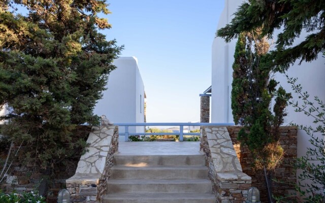 Antiparos Luxury Villas