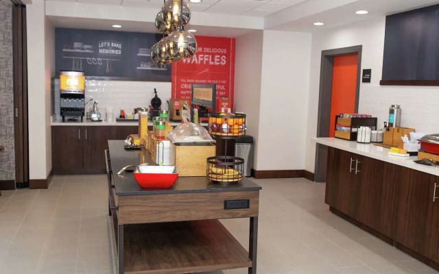 Hampton Inn & Suites Dundee