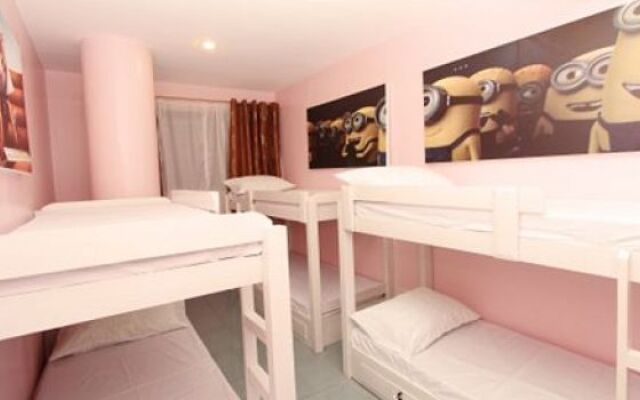 TR3ATS Guest House
