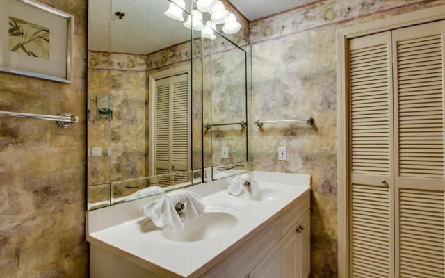 St Thomas Square MOA