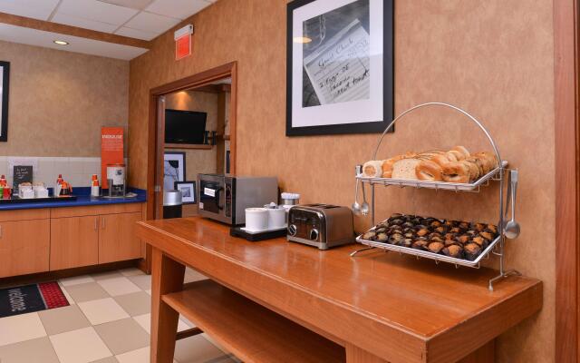 Hampton Inn Norfolk-Naval Base