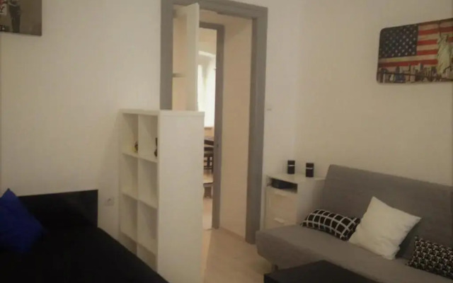 Studio Apartment Diana