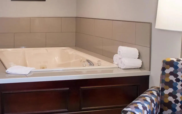 Best Western Toledo South Maumee