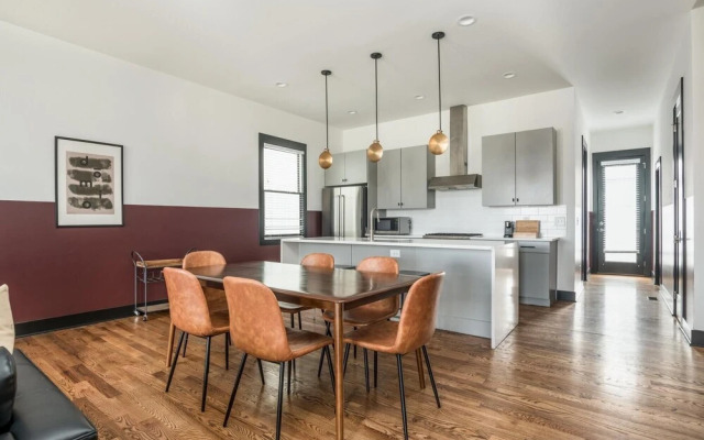 Monroe 9 in Nashville