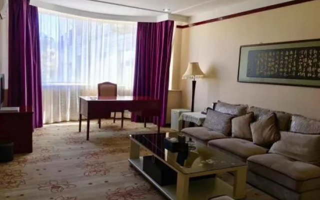 Jinta Hotel – Guest Rooms – Jiuquan
