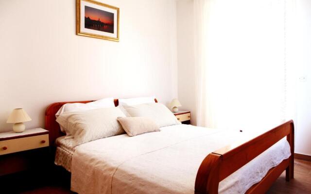 Apartments Marina-Mare