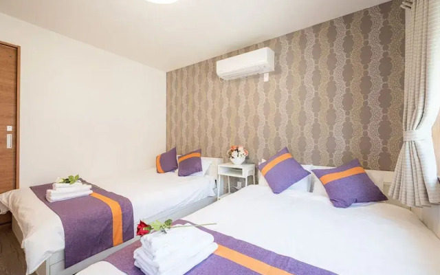 323Nanba-Near the station