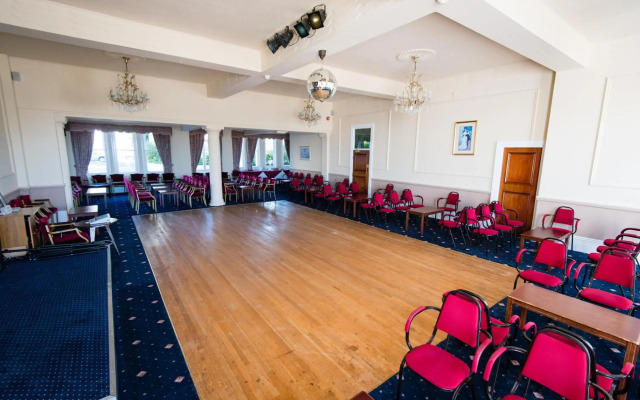 Abbey Lawn Hotel