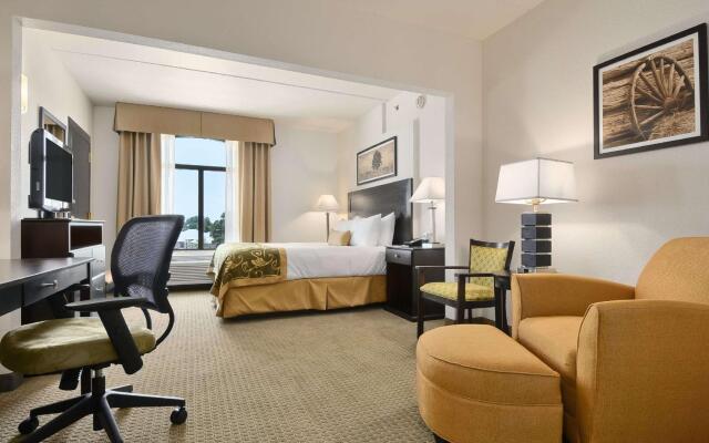 Comfort Inn & Suites Frisco East - McKinney