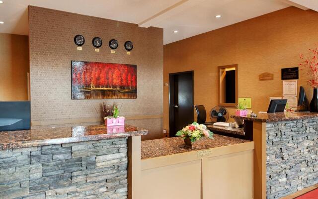 Best Western Plus Estevan Inn & Suites